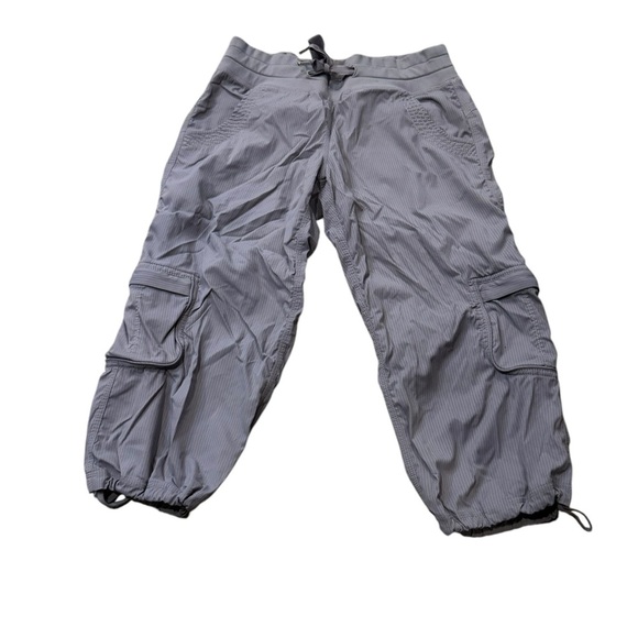 EUC Lululemon Dance Studio Crop Pant sz 6 Rare find gray Stripes comfy - Picture 1 of 7